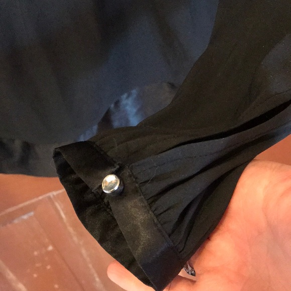 Black tuxedo blouse BCBG sz xs - Picture 3 of 6